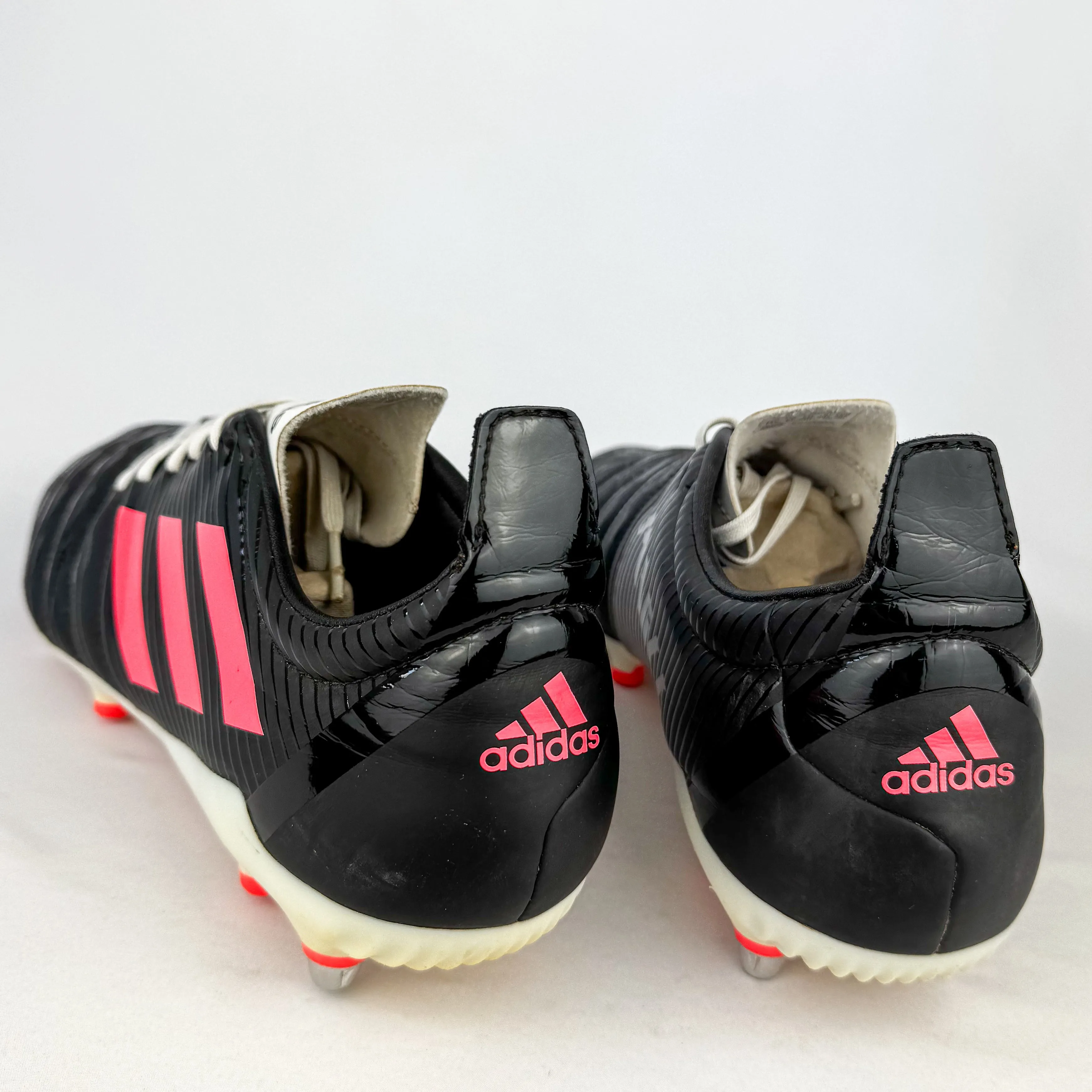 Adidas Malice SG - Black/Signal Pink/White *Pre-Owned*
