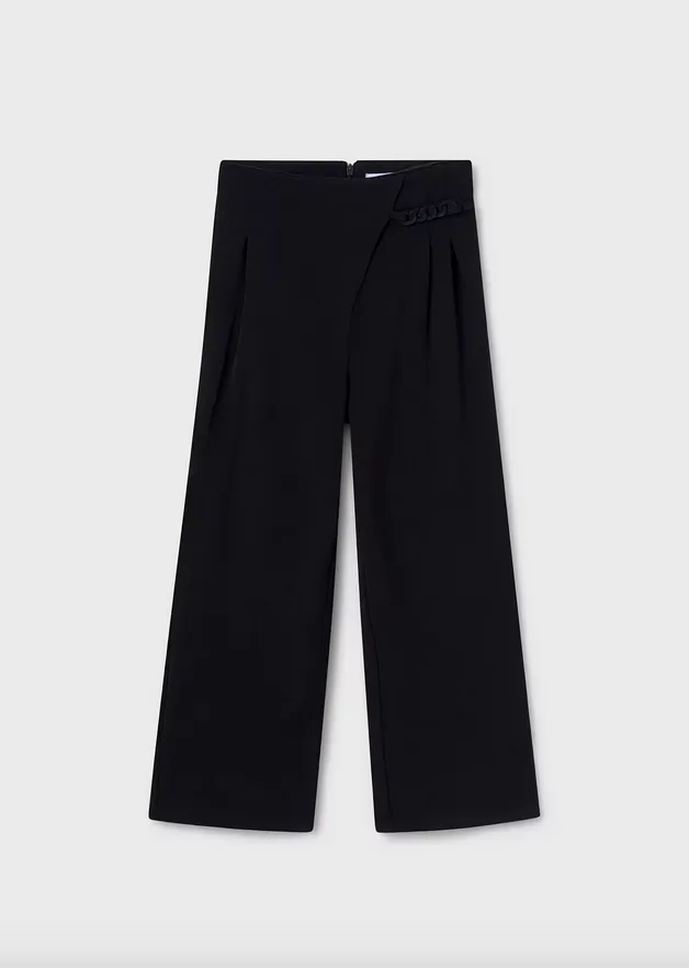 Annie Pant