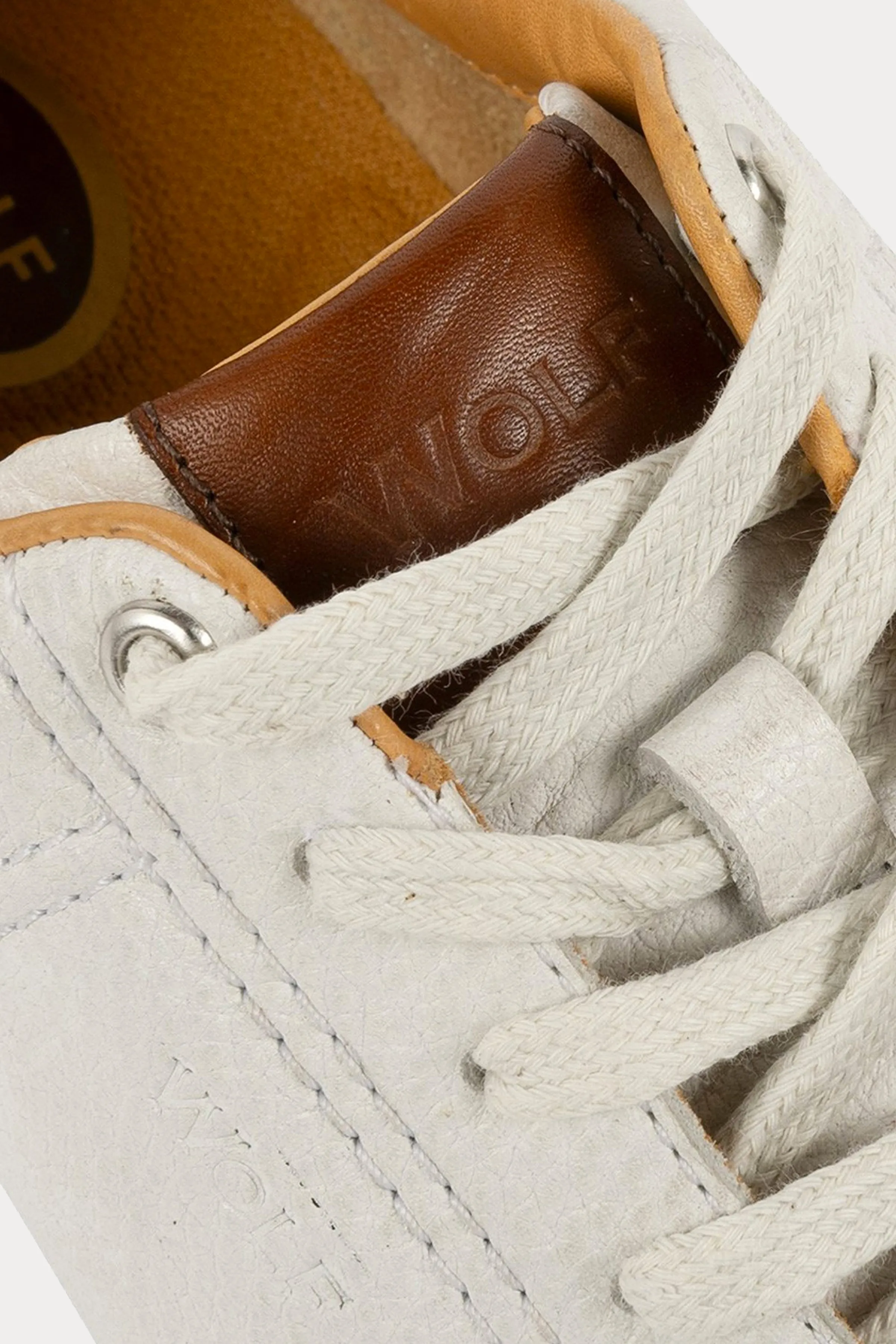 Battersea Park Leather Trainers in Off White