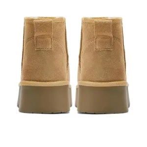 Boots with soft fur lining for extra comfort for women