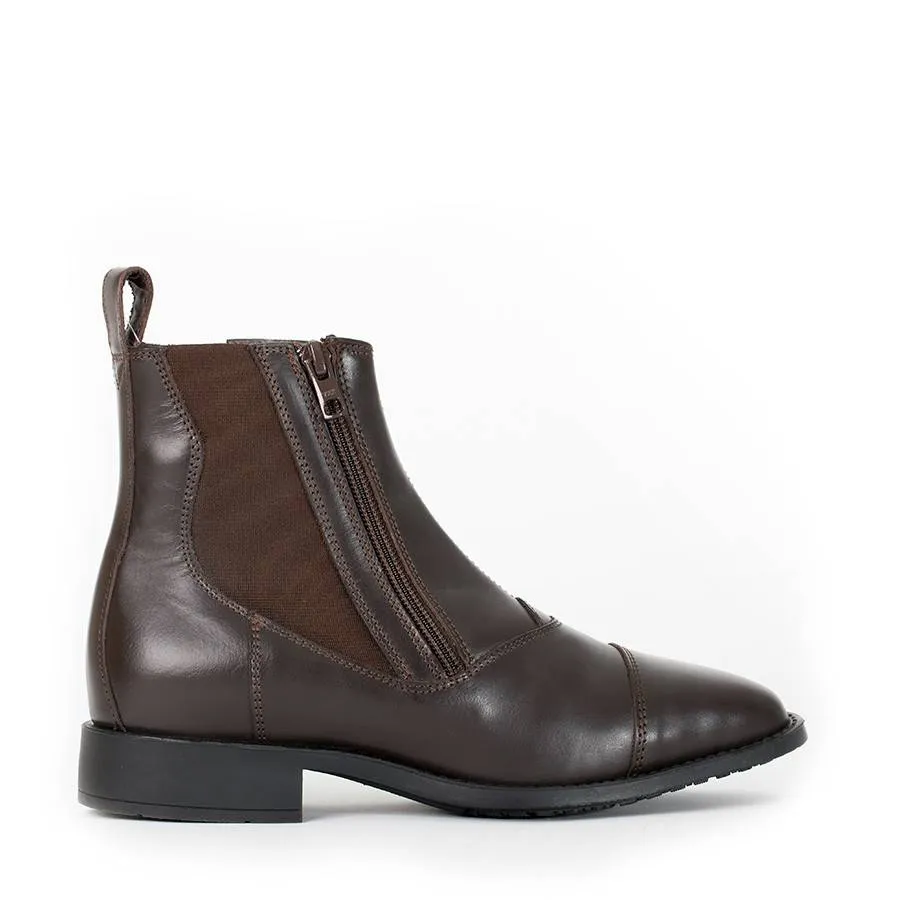 Boots with woolen inside