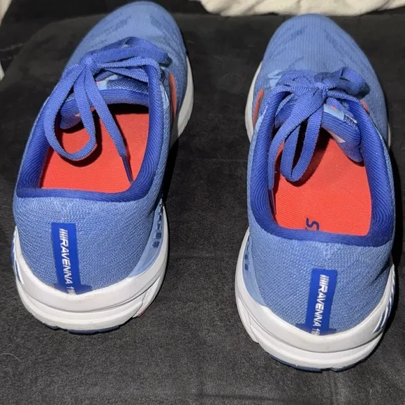 Brooks Cornflower Blue Coral Ravenna 11 Road Running Shoe Comfy Size 9.5
