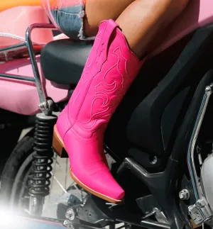 Corral Women's Fuchsia Pink Snip Toe Fashion Cowgirl Boots Z5138