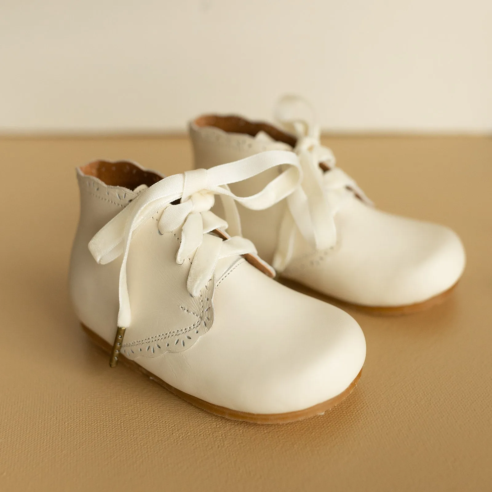Cream Velvet Shoe Laces