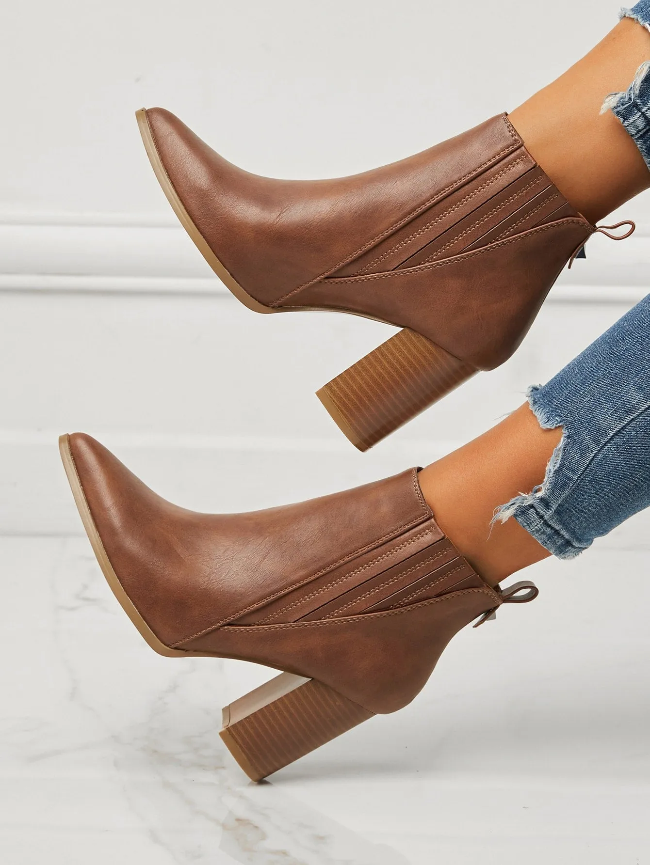 Elegant Brown Solid Color Women's Fashion Boots With Stitching Detail, Pointed Toe And Chunky Heels
