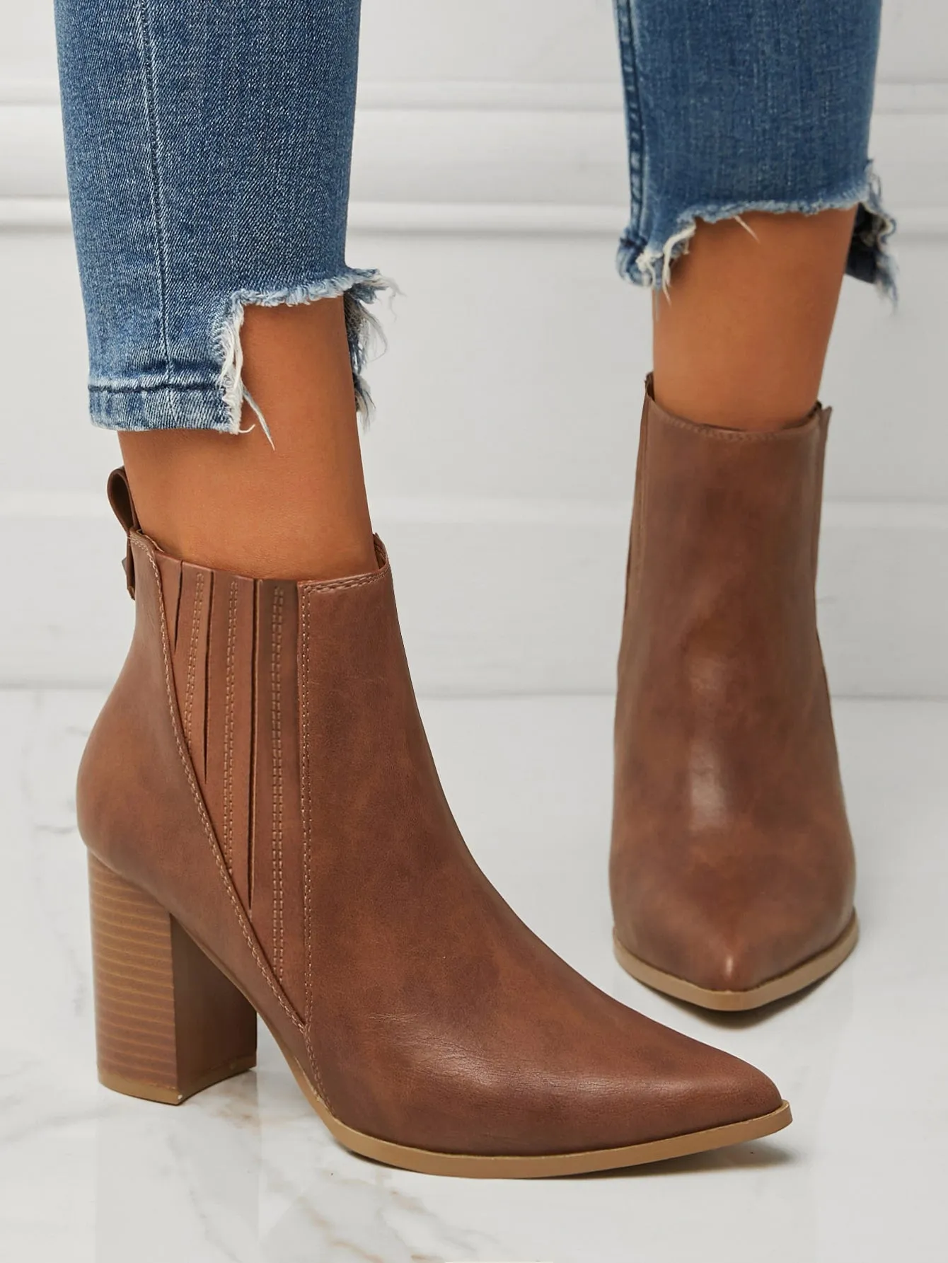 Elegant Brown Solid Color Women's Fashion Boots With Stitching Detail, Pointed Toe And Chunky Heels