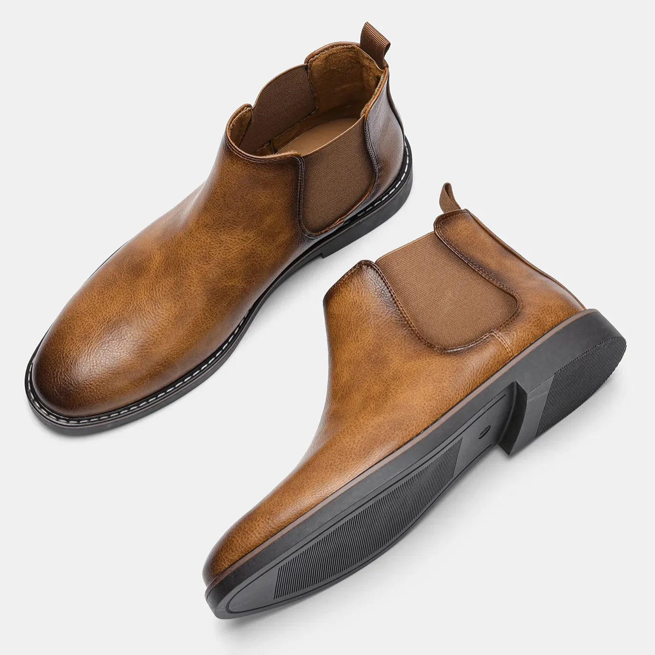 Elegant men's boots with comfortable insole