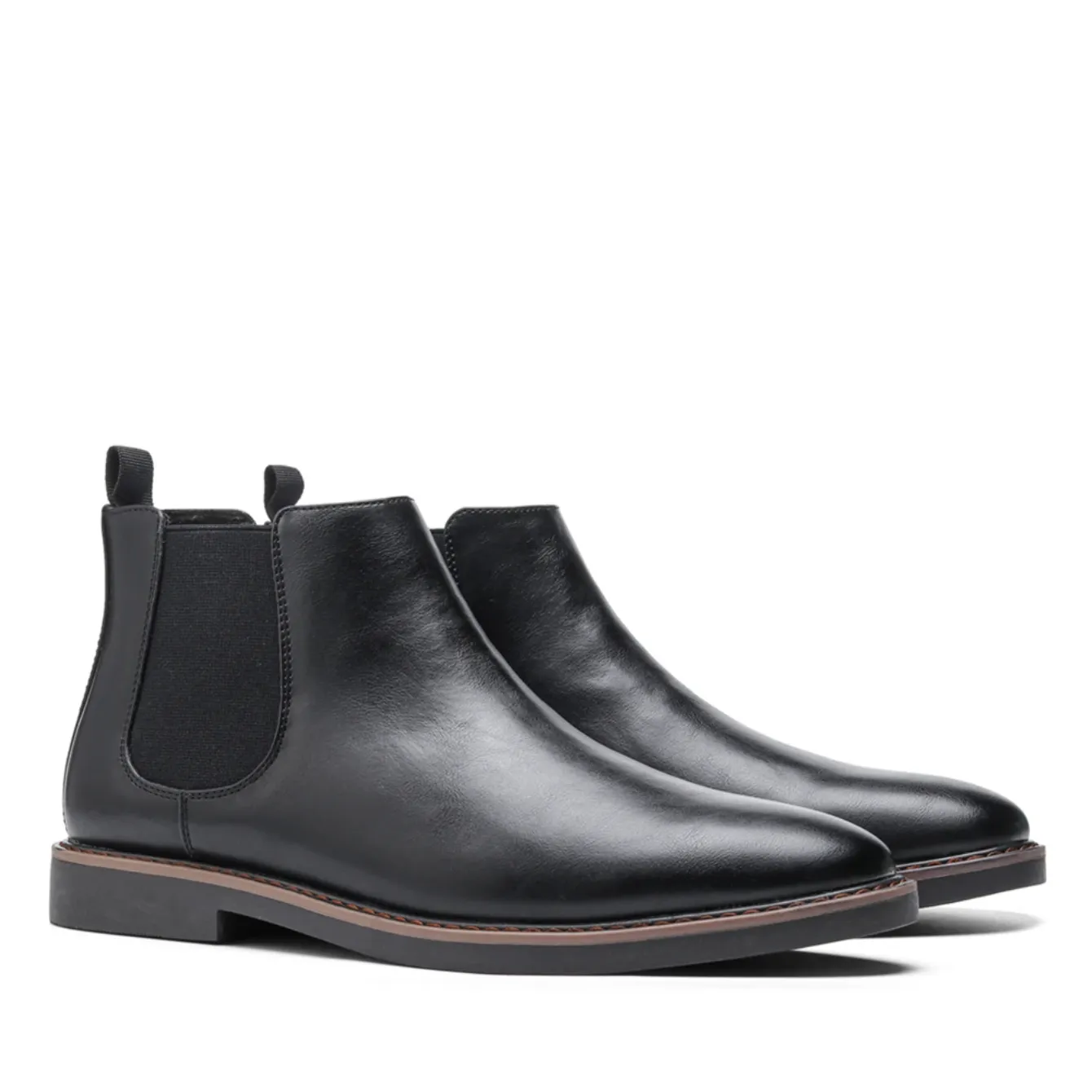 Elegant men's boots with comfortable insole