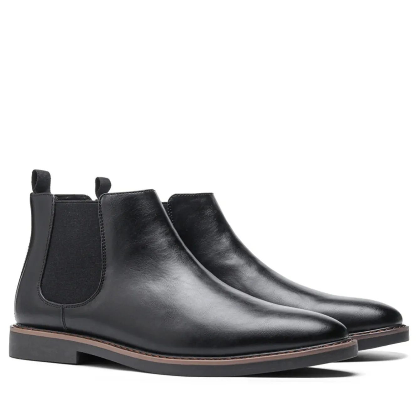 Elegant men's boots with comfortable insole