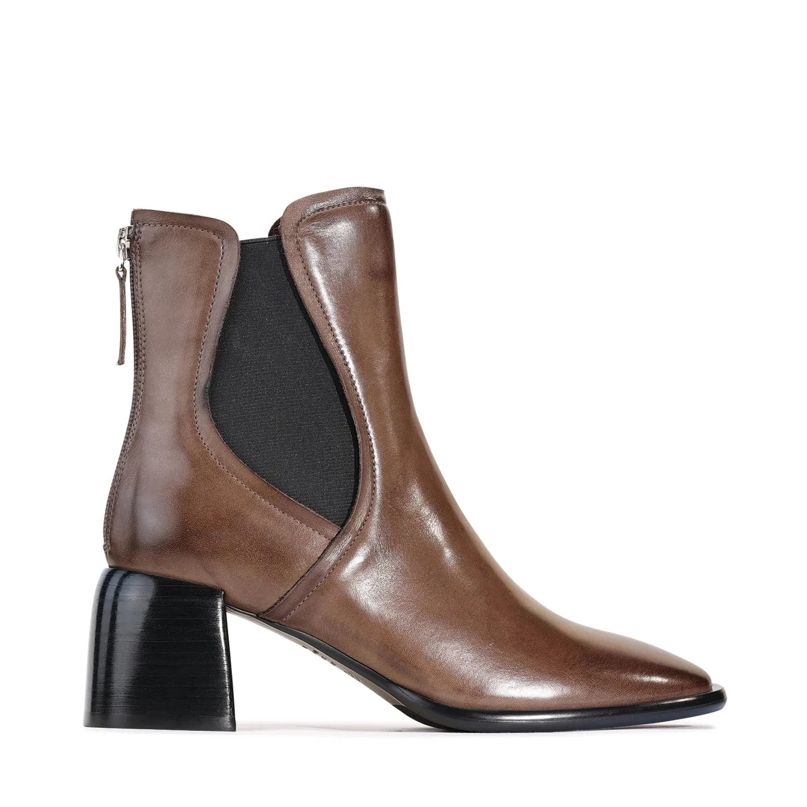 Eos Charlie Nocciola Chelsea Boot