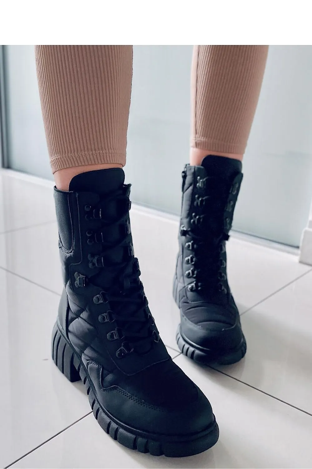 Heel boots