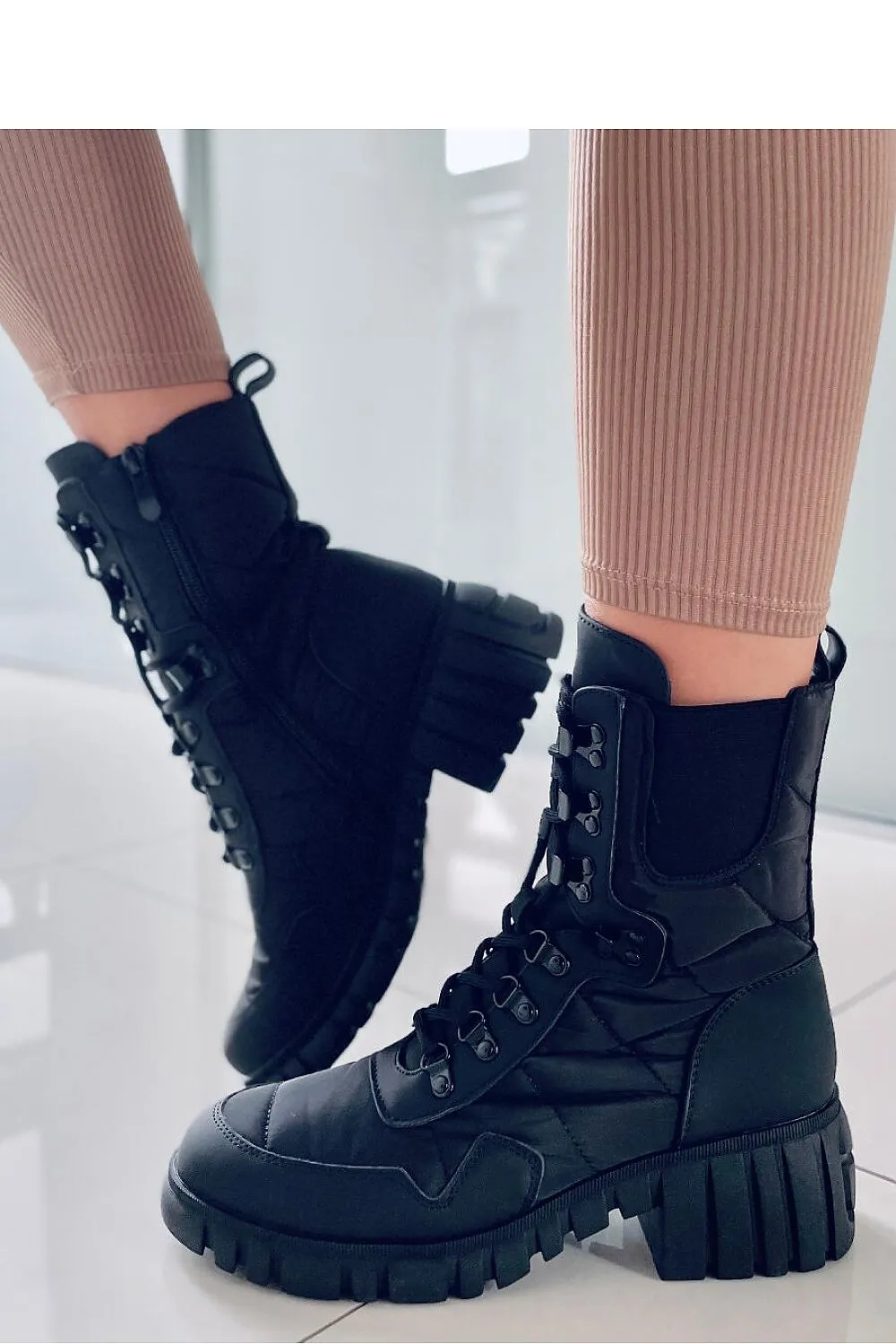 Heel boots