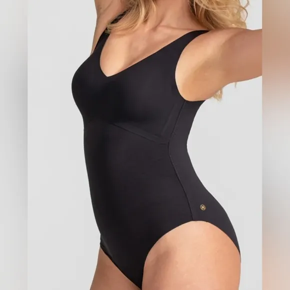 Honeylove V-Neck Tank Bodysuit Size 2X