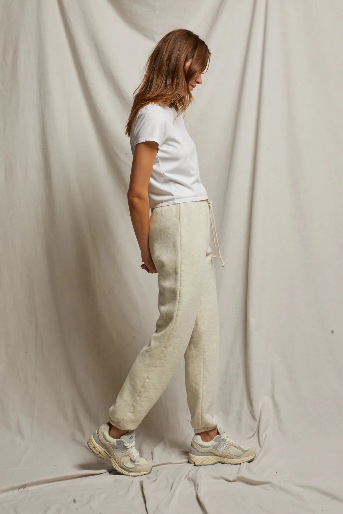 Michelle Jogger in Heather | Perfect White Tee