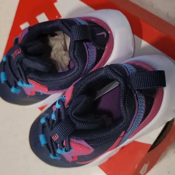 Nike Element 55