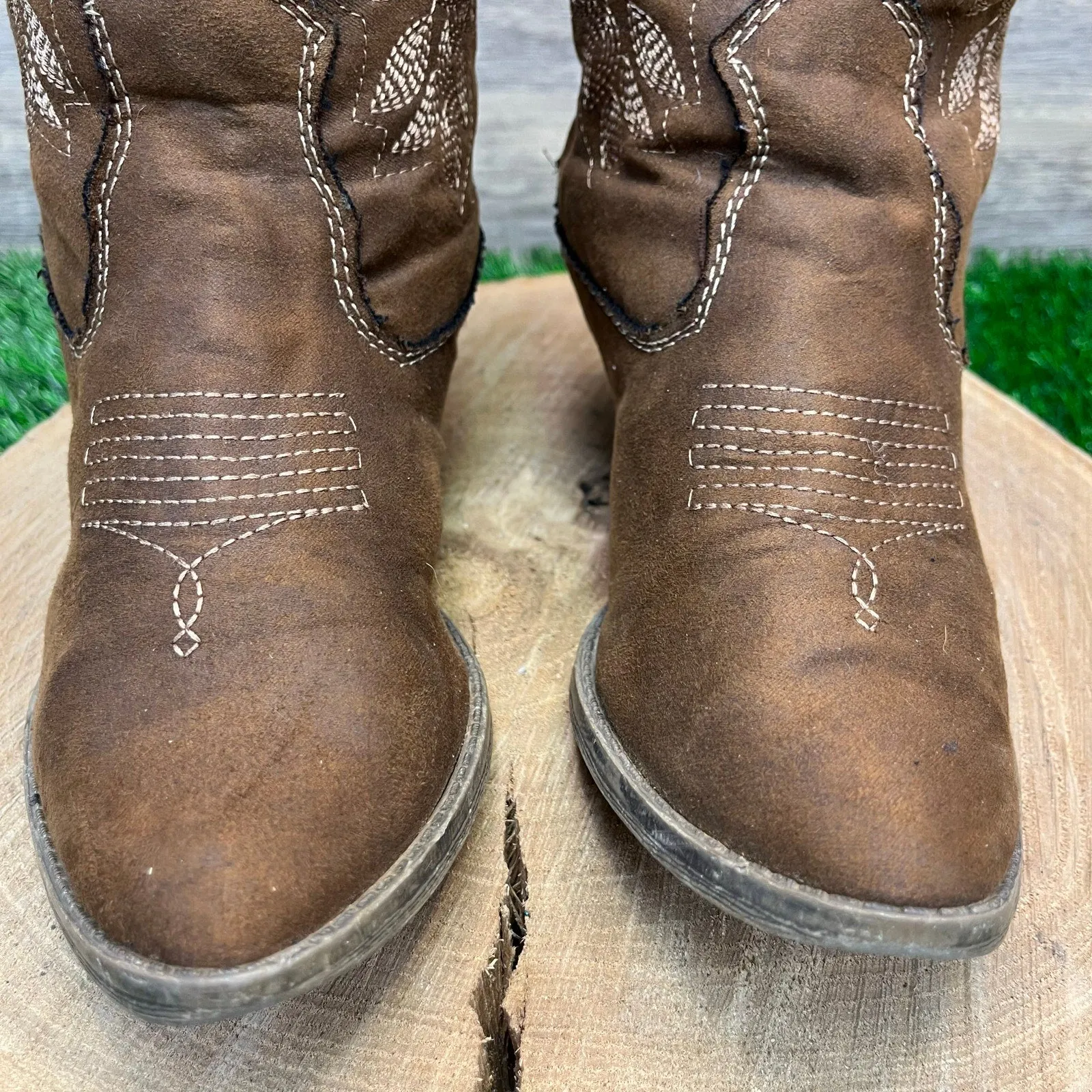 Rampage Women - Size 7.5M - Brown Soft Faux Leather Boots Style 429105