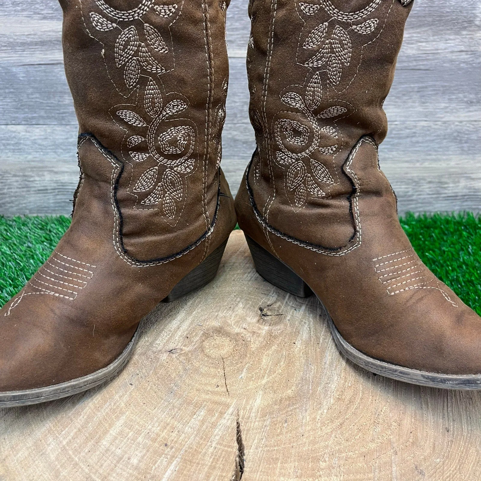 Rampage Women - Size 7.5M - Brown Soft Faux Leather Boots Style 429105