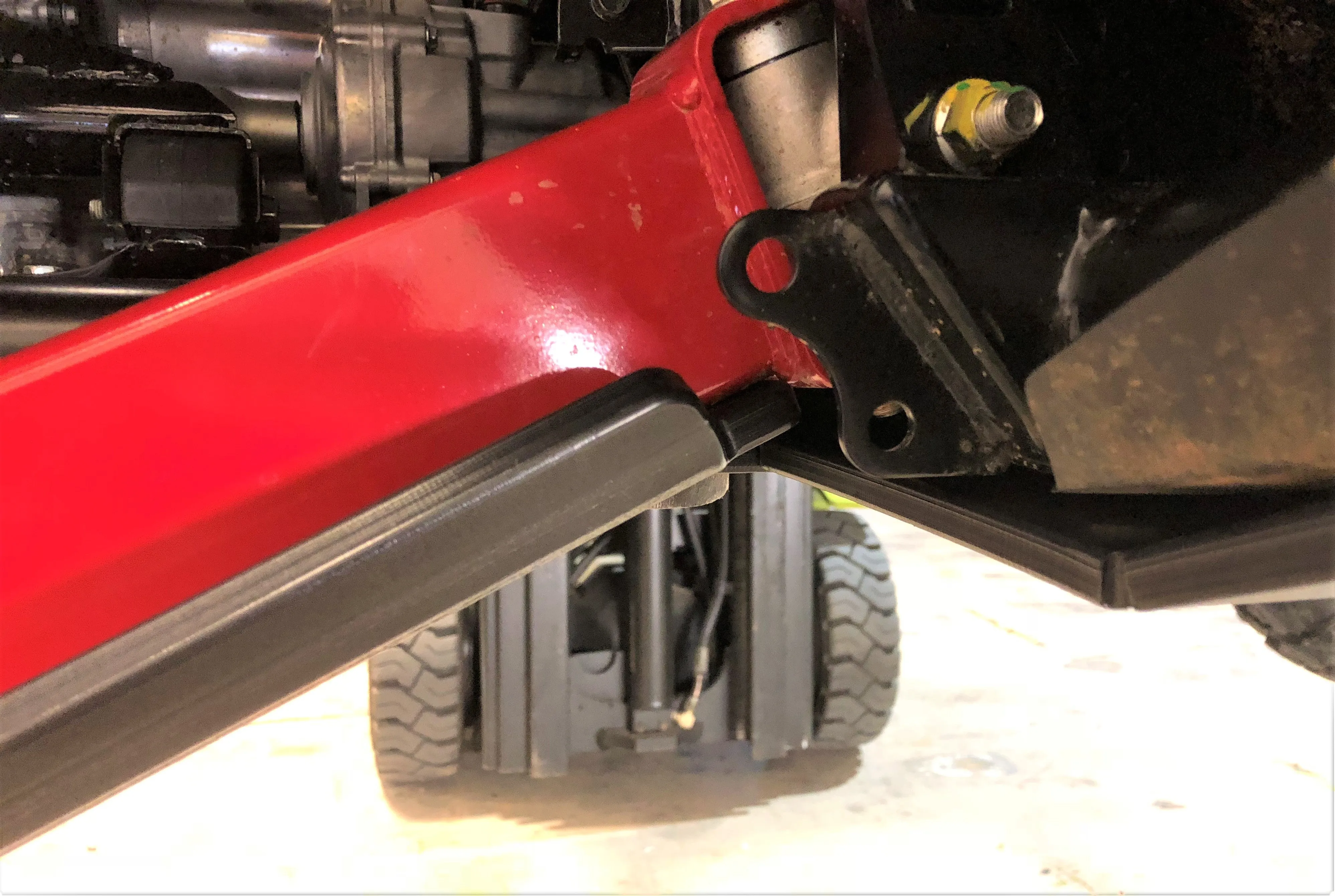 Trail Armor 2019 - 2022, 2024 Honda Talon 1000 R,  2021 - 2024 Talon 1000 R Fox Live Valve, Talon 1000R-4 Fox Live Valve, 2023 Talon 1000 RS, Talon 1000 RS Fox Live Valve iMpact Trailing Arm Guards