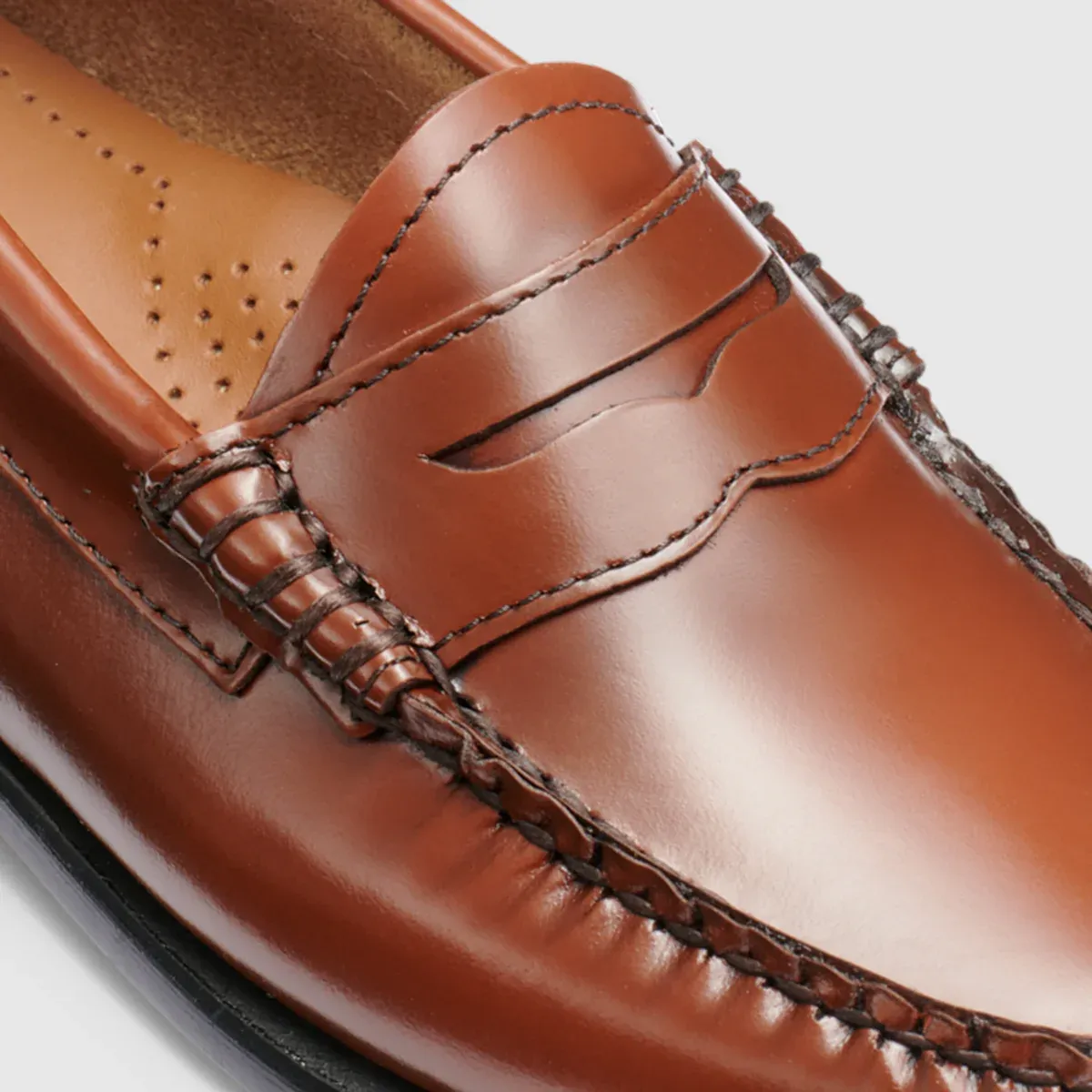 Whitney Weejuns Loafer in Cognac