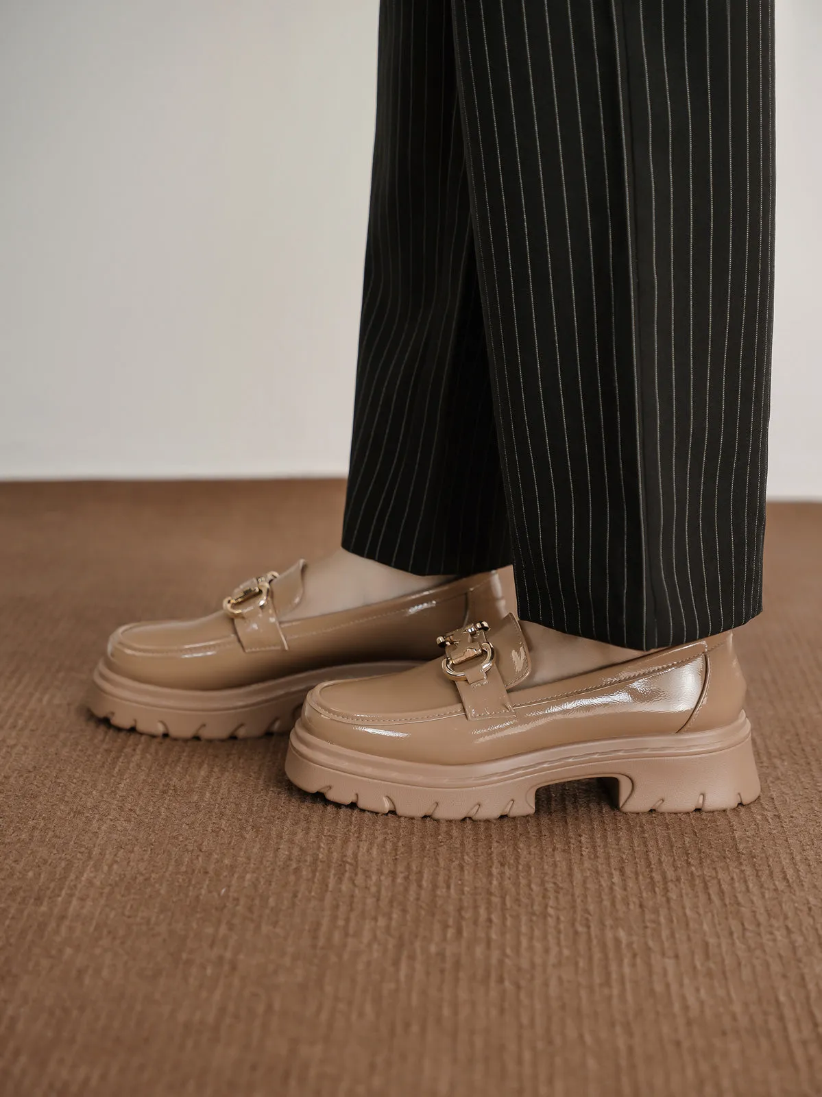 Womens "NAURIZ" Comfy Slip on Shoes