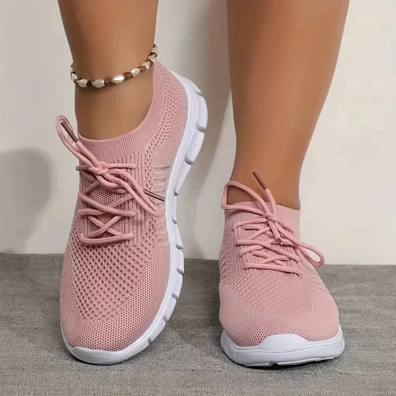 Women's trainers with lightweight soft sole